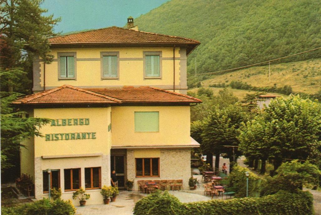 Albergo Padellino Vaglia  Exteriör bild