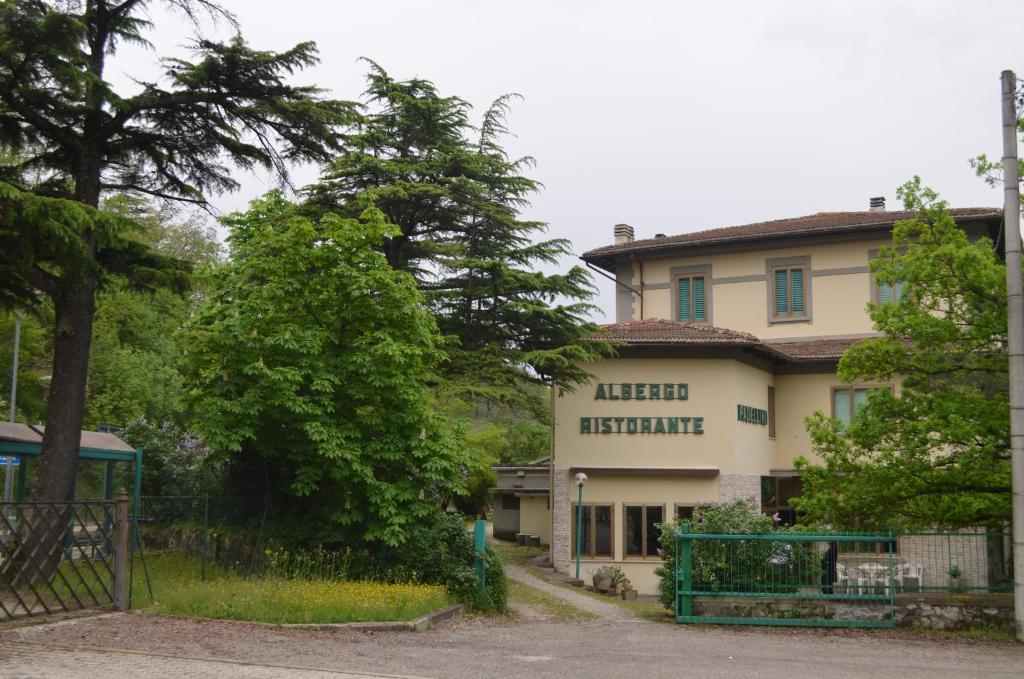 Albergo Padellino Vaglia  Exteriör bild