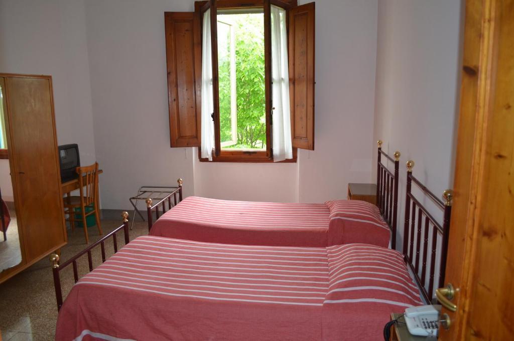 Albergo Padellino Vaglia  Exteriör bild
